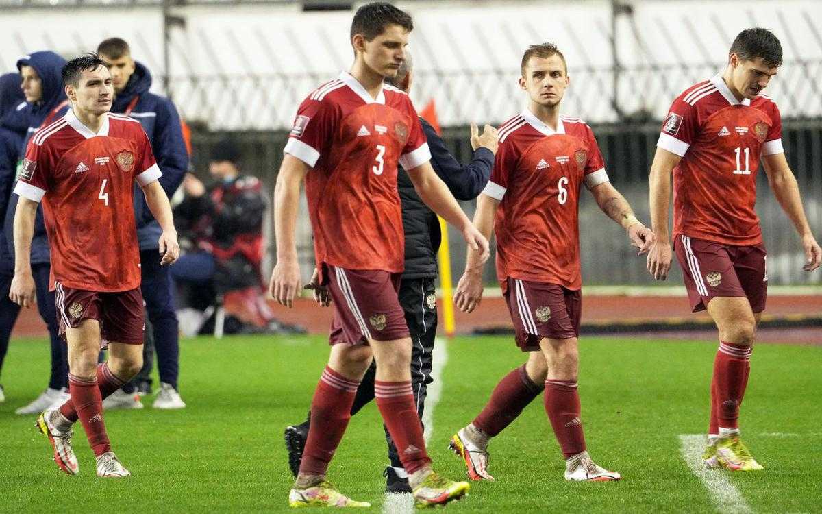 Тихонов назвал кощунством недопуск сборной России к отбору на Евро-2024