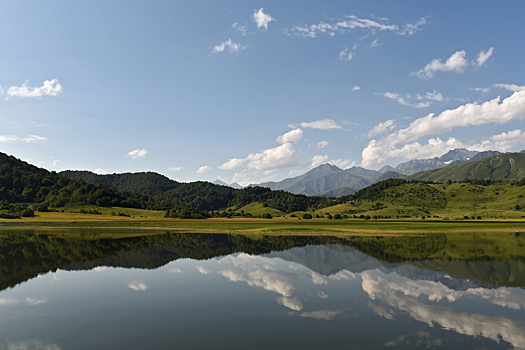 Как в Южной Осетии появилось озеро-призрак