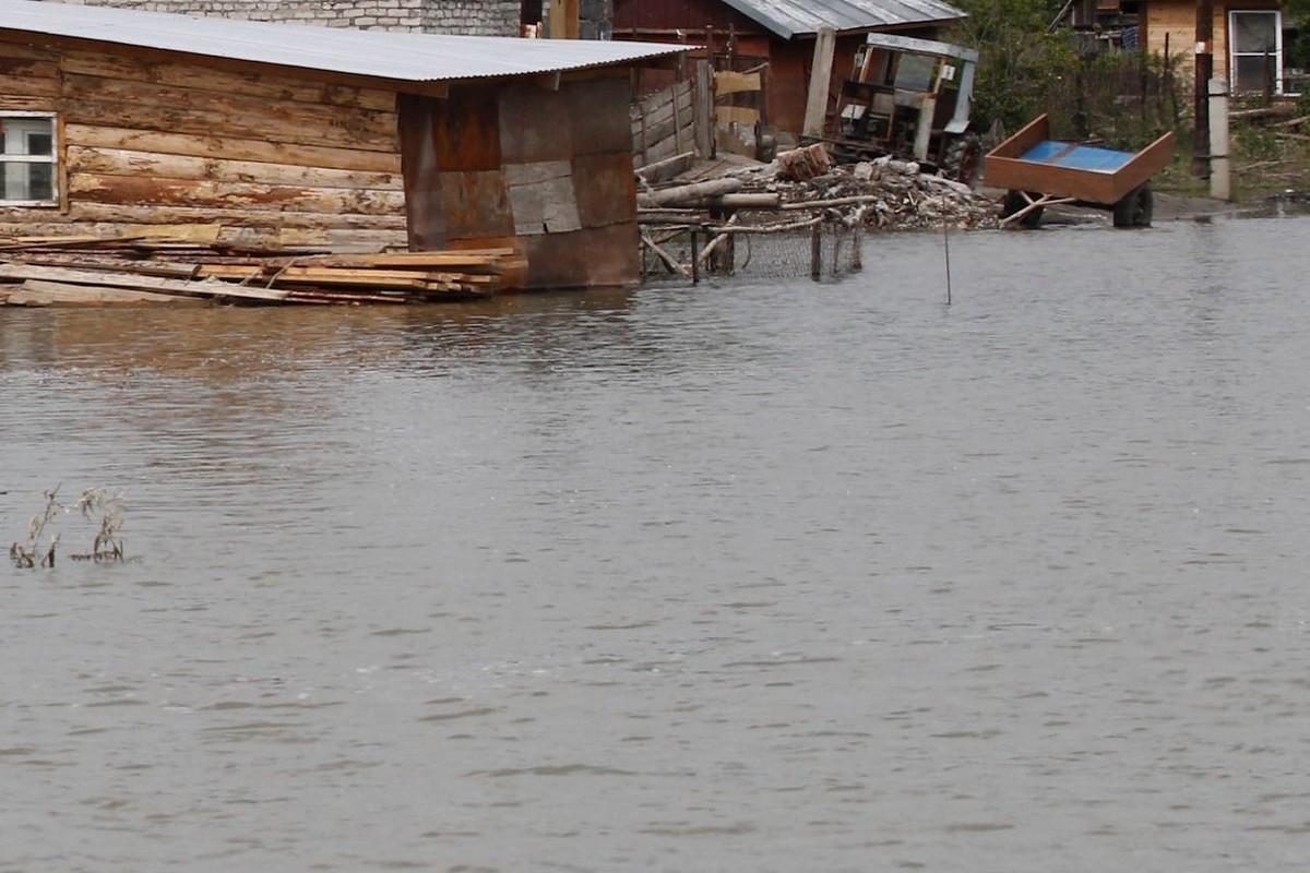 Эвакуация почти 800 человек в Уссурийске из-за наводнения
