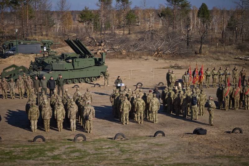 На Украину прибыли штурмовые М1150 ABV: подробнее об этих многотонных тяжеловесах