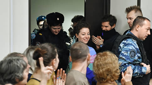 sud prodlil do 10 marta arest rezhissera berkovich i dramaturga