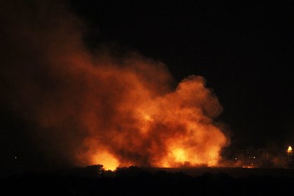 В порту Усть-Луги загорелся газовый терминал. ЧП произошло спустя три дня после атаки дрона ВСУ на Ленинградскую область