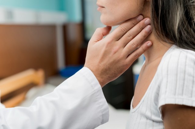 1716585266 734 Прямое указание Эндокринолог назвала первый симптом проблем с щитовидкой