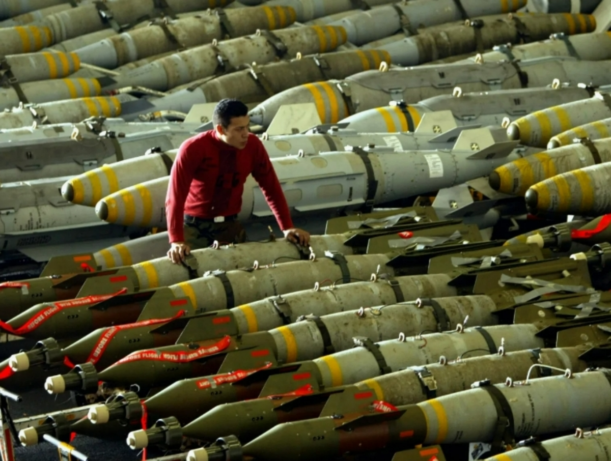 Эксперт раскрыл, какое ядерное оружие может получить Украина от НАТО