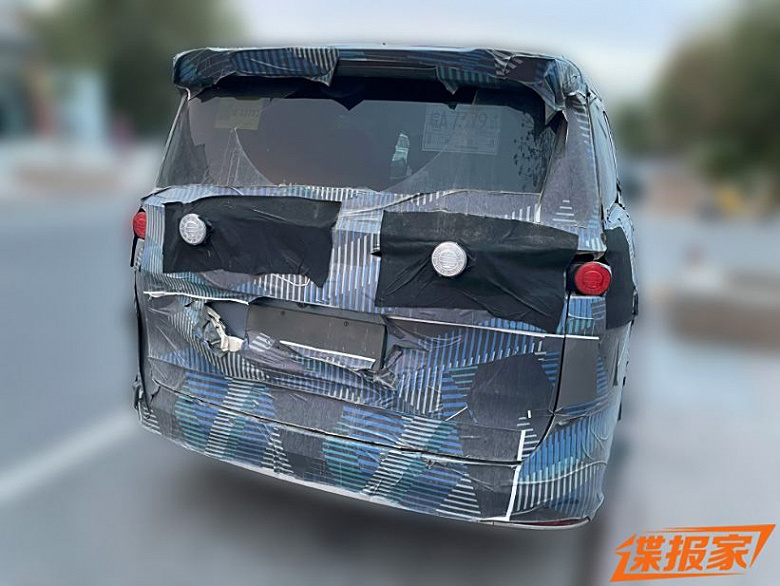 Аналоги BYD Toyota Alphard и Lexus LM уже на подходе. Гибридный автобус BYD Dynasty будет представлен 30 августа