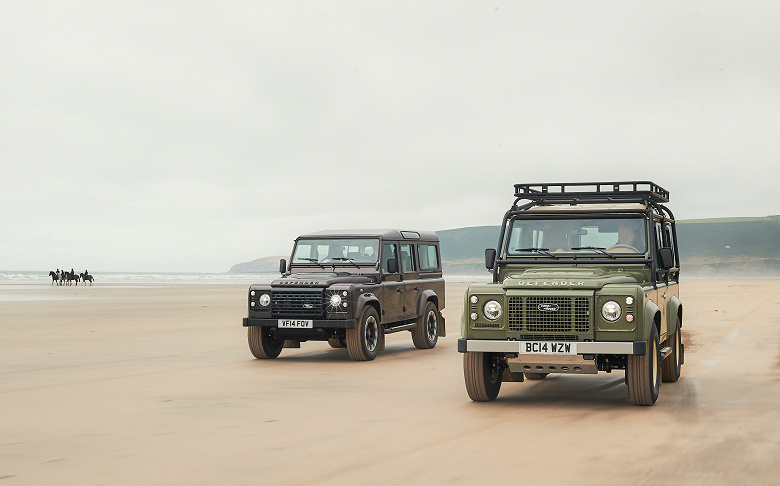 Land Rover воскрешает легендарный Defender с 5,0-литровым V8 и современным технологиями