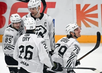 Чудо-камбэк «Трактора» – с 0:2 за минуту до конца! В меньшинстве и с пустыми воротами
