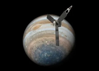 Миссия зонда NASA Juno вокруг Юпитера завершилась, но точный статус аппарата всё ещё неизвестен