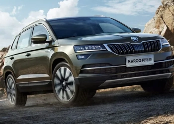 Skoda Karoq можно заказать в России за 1,7 млн рублей — на 600 тыс. рублей дешевле, чем в марте